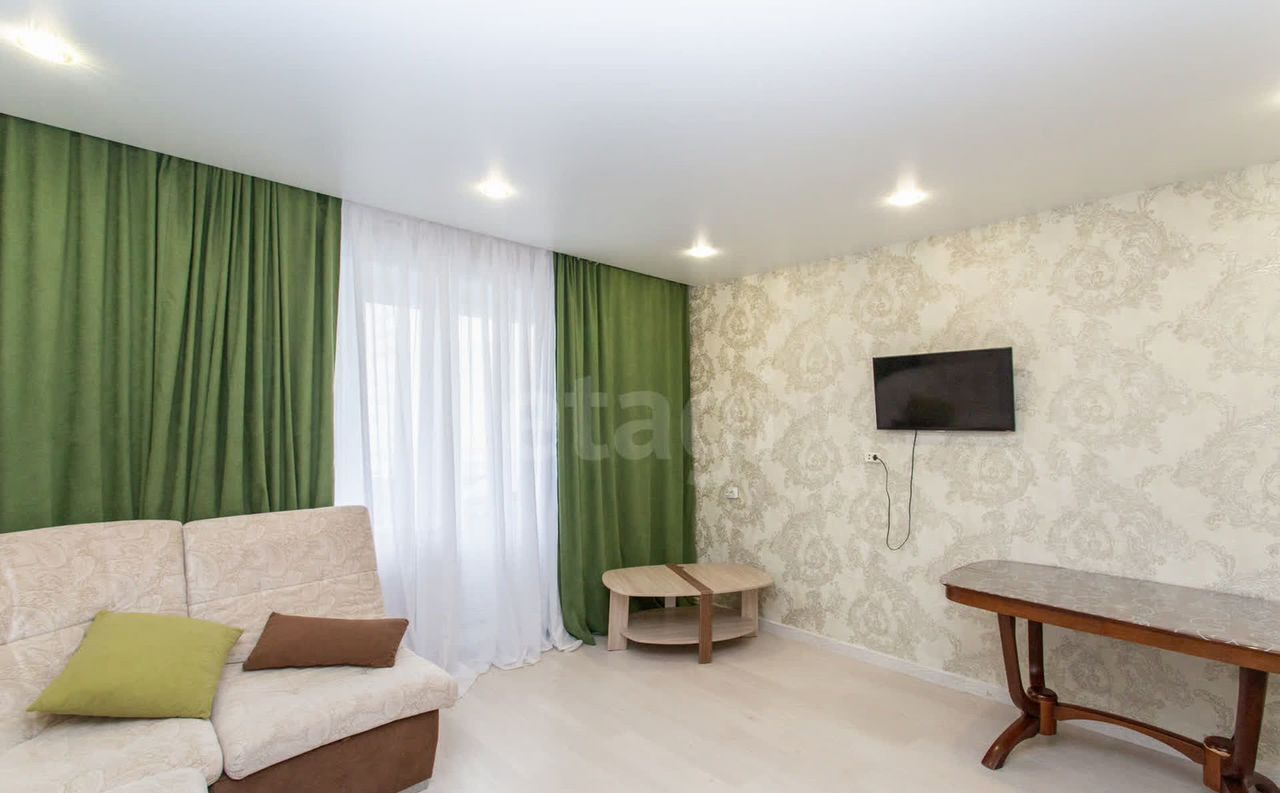 квартира г Тобольск мкр-н 7А, 24 фото 4