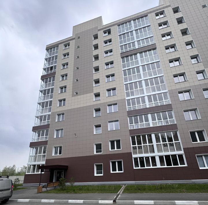 квартира г Омск р-н Кировский ул Волгоградская 46 фото 2