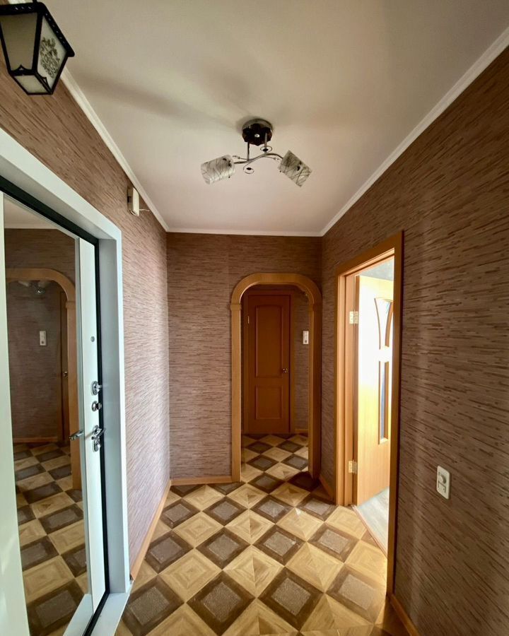 квартира г Магнитогорск р-н Орджоникидзевский ул Жукова 16 фото 3