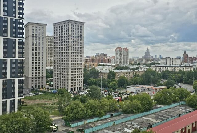 ул Берзарина 23 Поле, Октябрьское фото