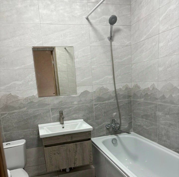 квартира г Краснодар р-н Западный Фестивальный б-р Дальний 11к/2 фото 3