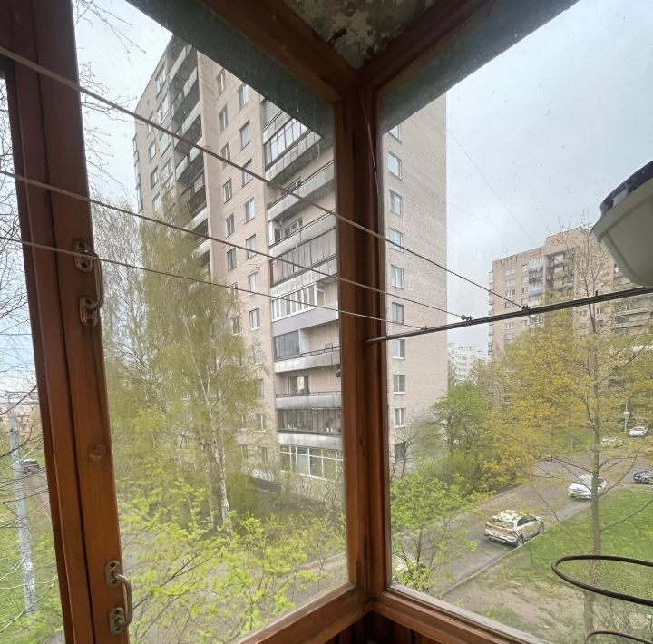 квартира г Санкт-Петербург метро Проспект Ветеранов ул Лётчика Пилютова 13к/1 округ Сосновая Поляна фото 2