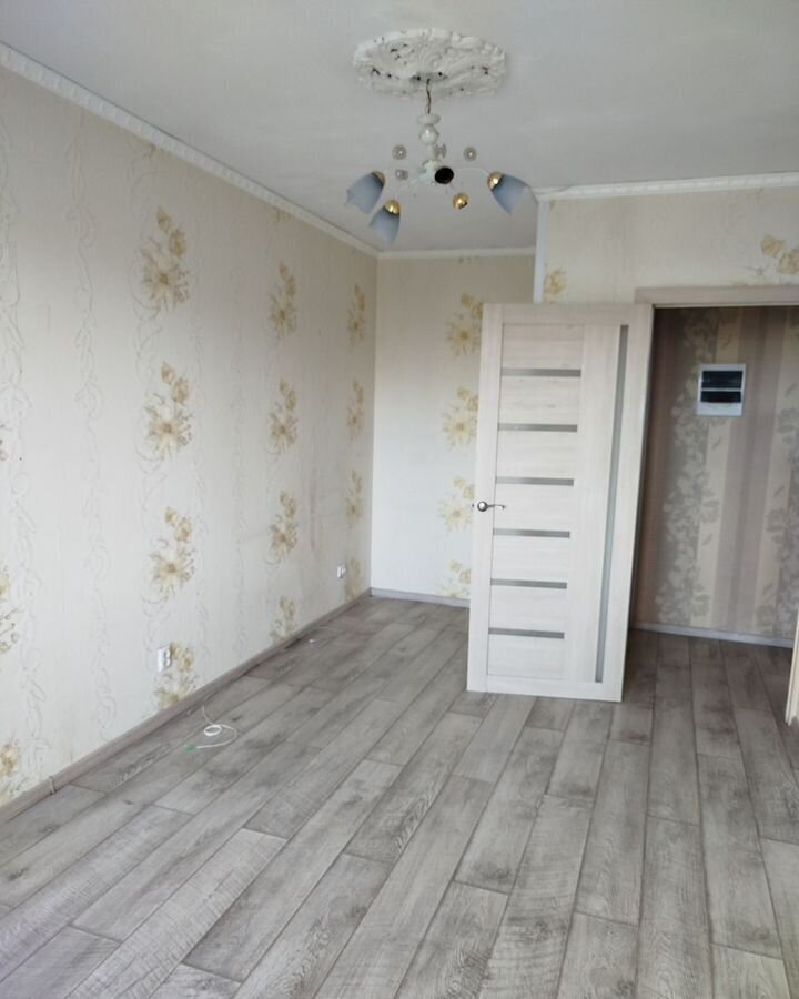 квартира г Кемерово р-н Ленинский пр-кт Комсомольский 44 Кемеровская обл. — Кузбасс фото 1