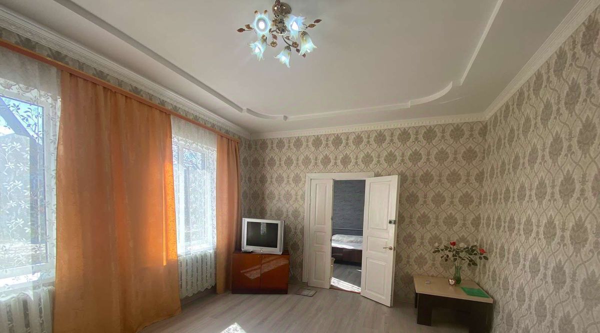 дом р-н Крымский г Крымск ул Синева 88 фото 1