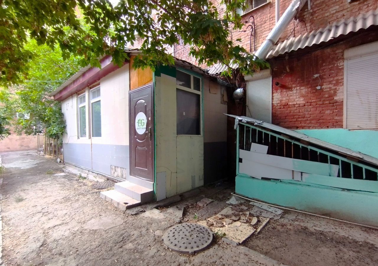 офис г Астрахань р-н Кировский ул Советская 2 фото 5