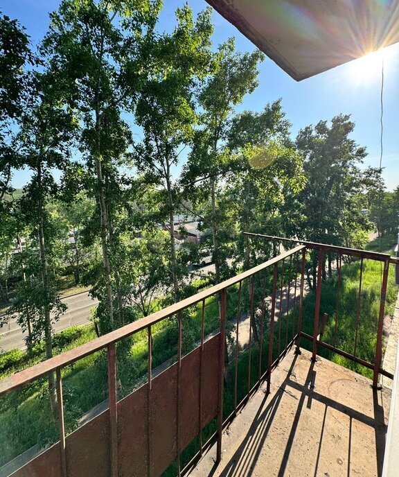 квартира г Братск Пихтовая улица, 50А фото 1