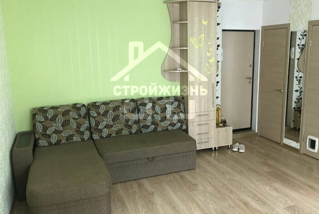 квартира г Екатеринбург р-н Кировский Уральская б-р Сиреневый 5 фото 1