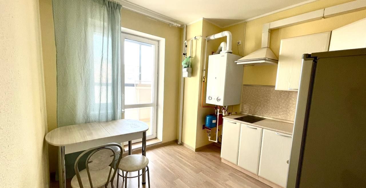квартира г Екатеринбург р-н Октябрьский пл Бахчиванджи 12а фото 1