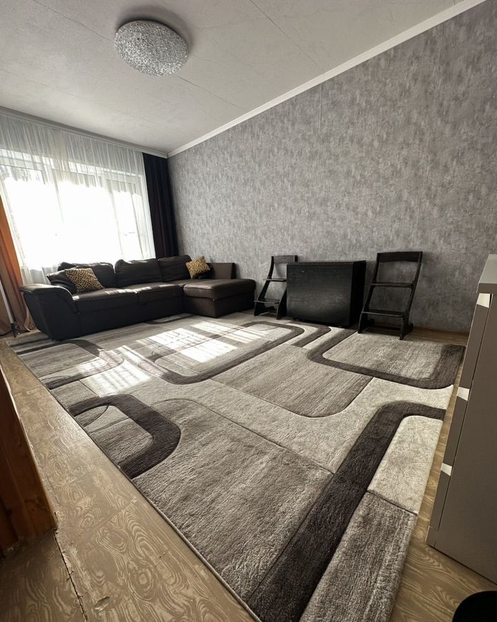 квартира г Курск р-н Центральный пр-кт Дружбы 17 фото 3
