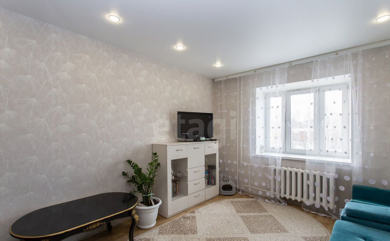 квартира г Тобольск 4-й мкр-н, 17 фото 4