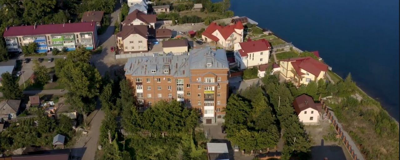 квартира г Бийск Центр ул Набережная 9 фото 1