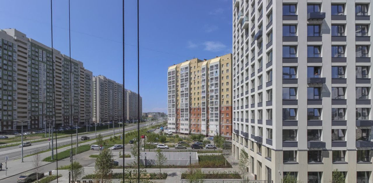 квартира г Омск р-н Кировский ул. Б. Г. Шаронова, 9 фото 8