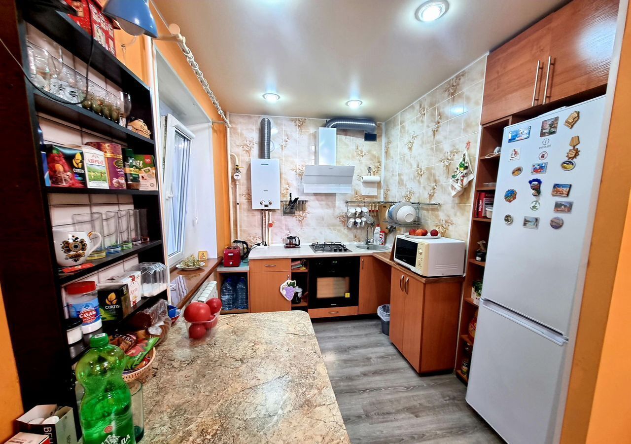 квартира г Каменск-Шахтинский пер Коммунистический 73 фото 2