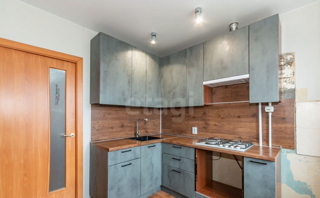 квартира г Омск р-н Кировский ул Дианова 22 фото 1