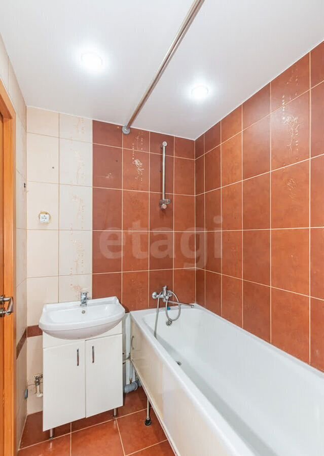 квартира г Омск р-н Кировский ул Дианова 22 фото 26