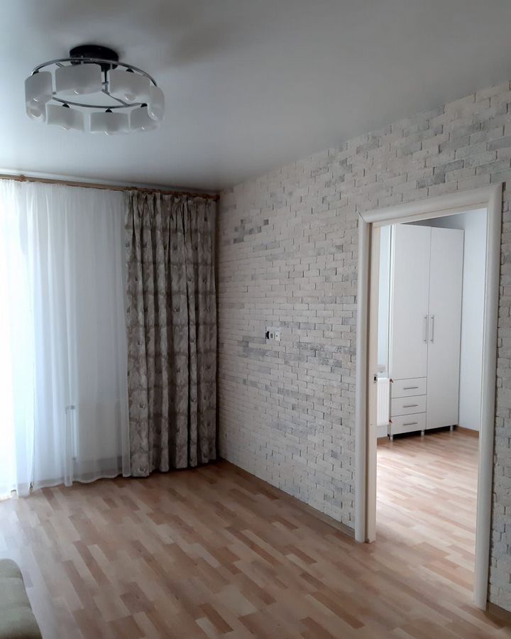 квартира г Волгоград р-н Дзержинский ул 51-й Гвардейской 28д фото 8