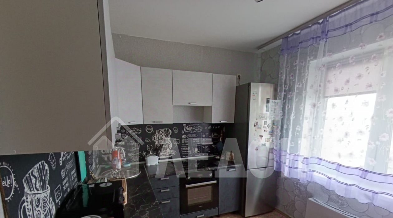 квартира г Омск р-н Центральный ул Завертяева 9к/18 фото 3