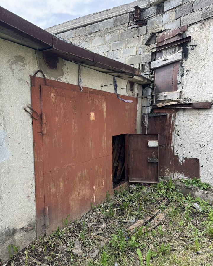 гараж г Тобольск ул Семена Ремезова 111в фото 1