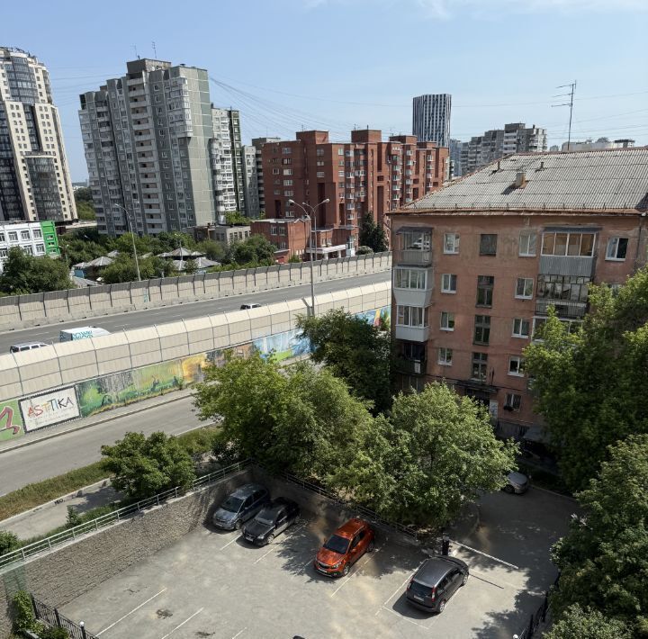 квартира г Екатеринбург Геологическая ул Мартовская 70 фото 9