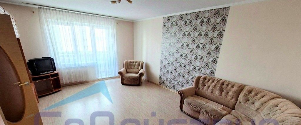 квартира г Омск р-н Кировский ул 70 лет Октября 11 фото 2