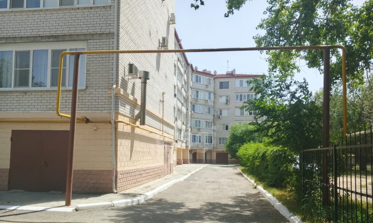 квартира г Астрахань ул Адмирала Нахимова 48/2 фото 26