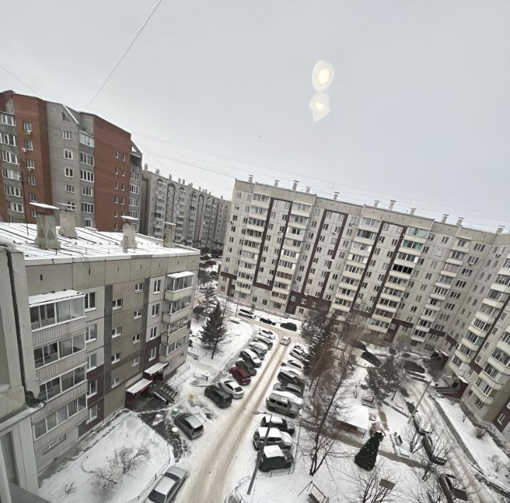 квартира г Красноярск р-н Советский ул Светлогорская 27д фото 3