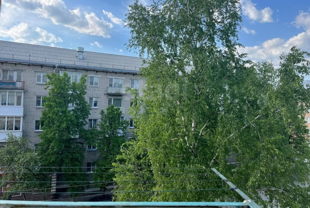квартира г Ирбит ул Мамина-Сибиряка 4 фото 9