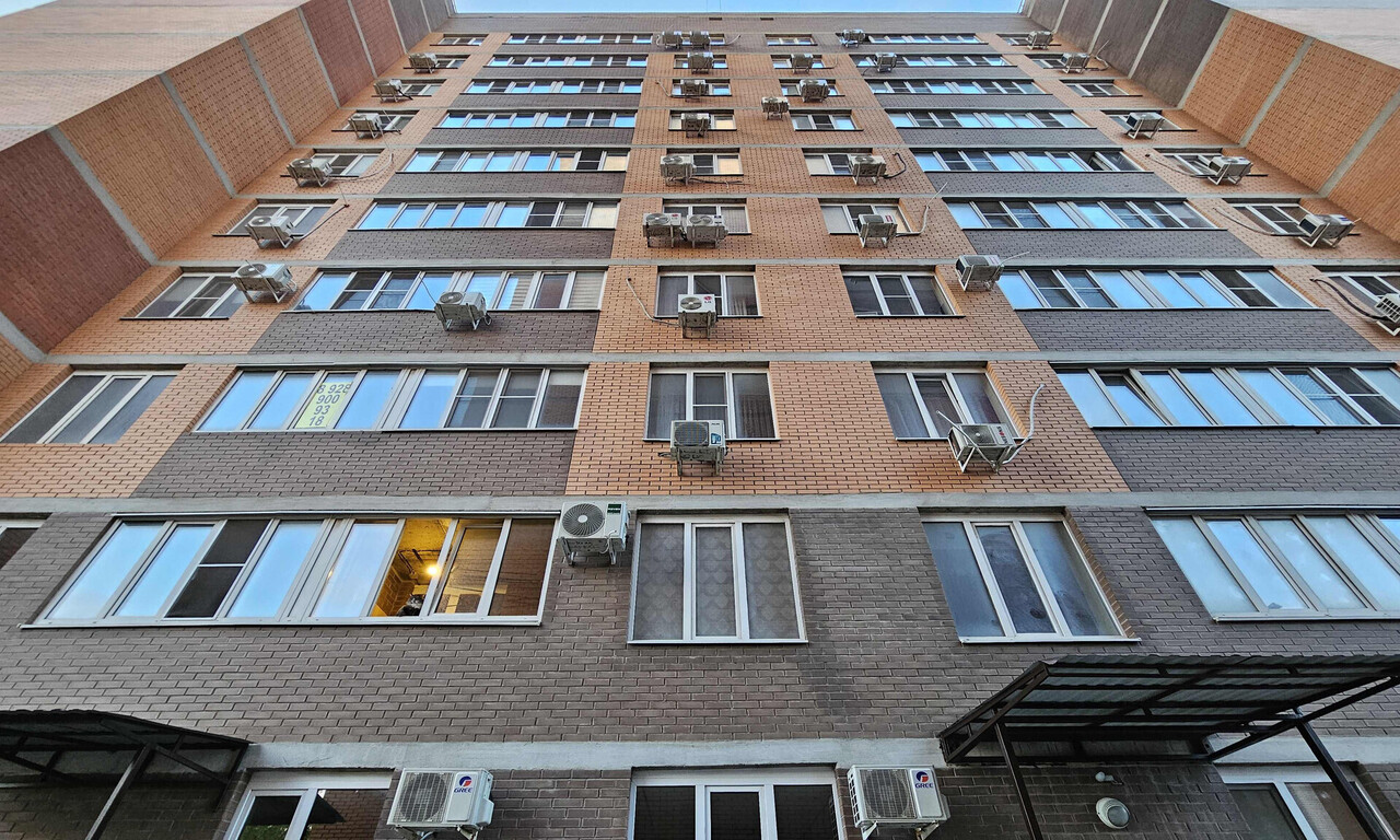 квартира г Батайск улица Максима Горького, 111 к 2 фото 1