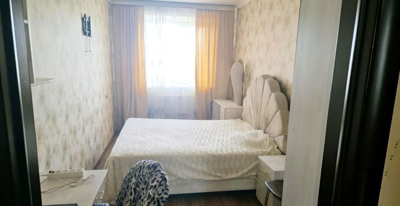 квартира г Новосибирск р-н Калининский ул Макаренко 52 мкр-н Юбилейный фото 1