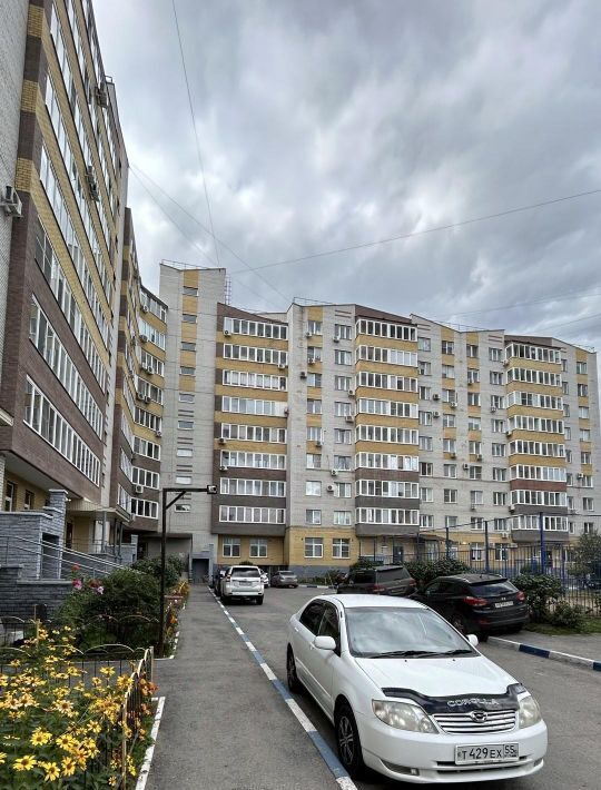 квартира г Омск р-н Кировский ул 70 лет Октября 10/3 фото 25
