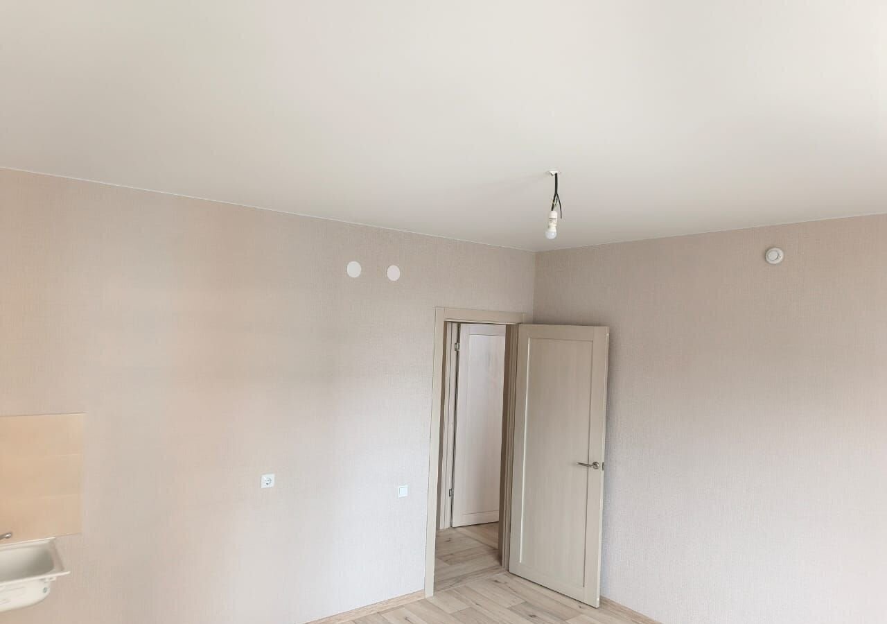 квартира г Губкинский 17-й мкр-н, 5, Тюменская обл. фото 9