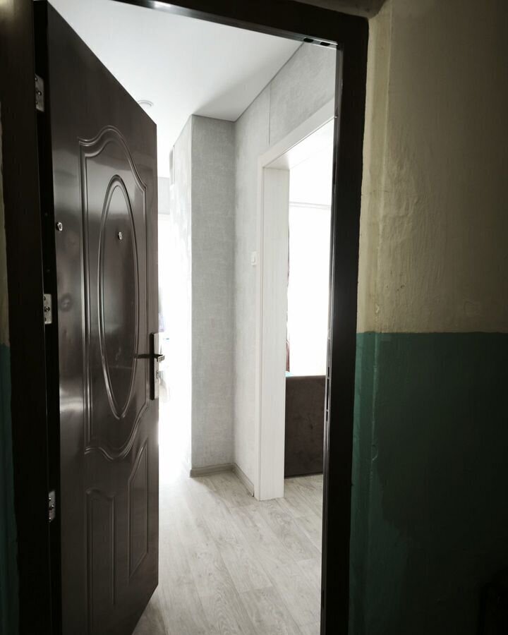 квартира г Челябинск р-н Тракторозаводский ул Комарова 131а фото 14
