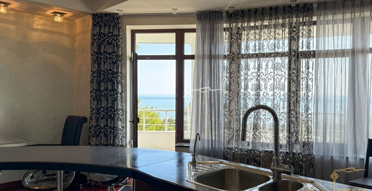 квартира г Ялта пгт Гаспра Алупкинское ш., 21А фото 8
