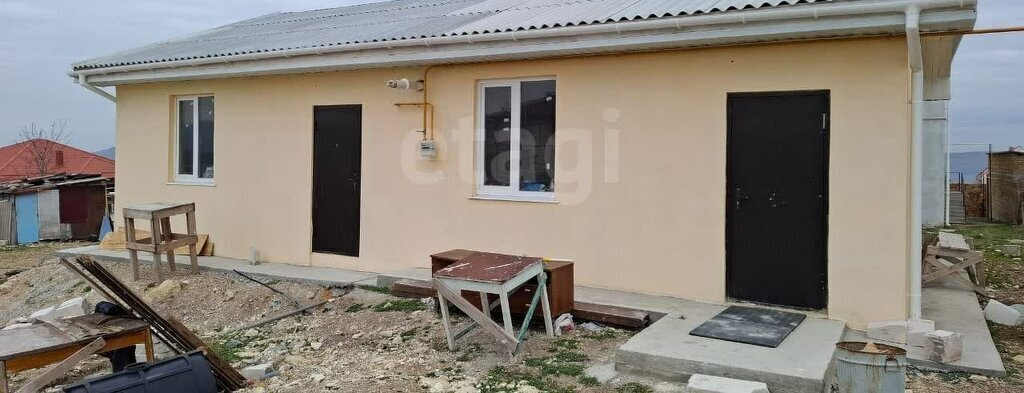 дом р-н Бахчисарайский г Бахчисарай ул имени Якова Шестака городское поселение Бахчисарай фото 3