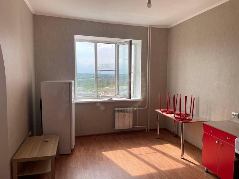 квартира г Курск р-н Центральный пр-кт Анатолия Дериглазова 121 фото 1