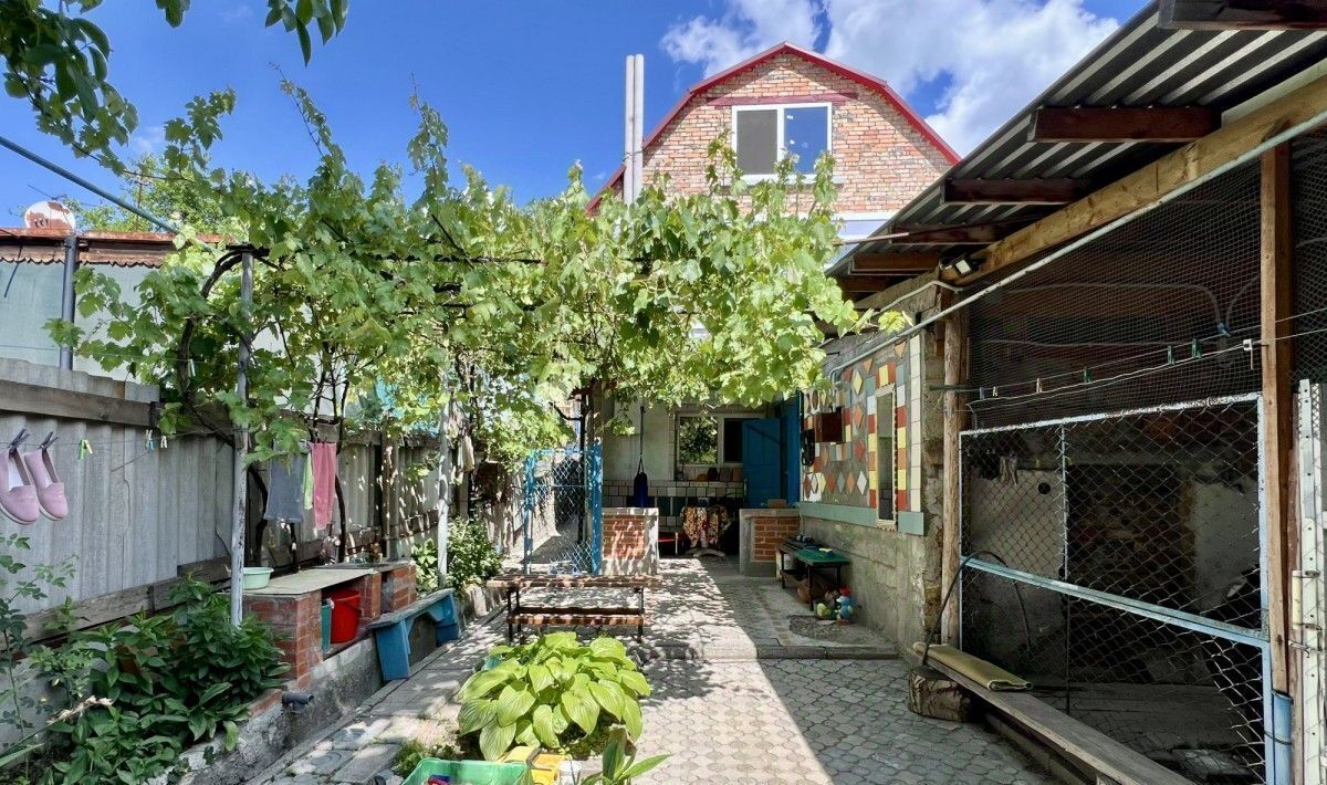 дом г Симферополь р-н Центральный ул Петровская Балка 150 фото 1