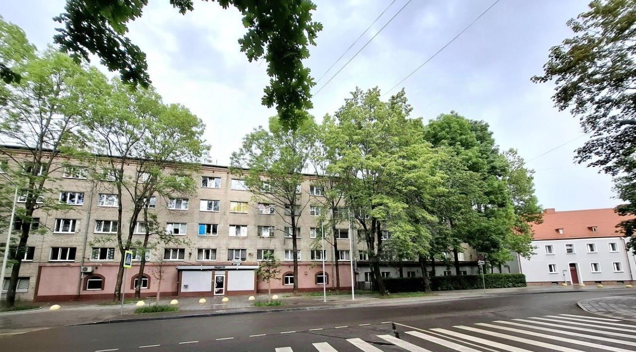 комната г Калининград р-н Центральный ул Красная 136 фото 6