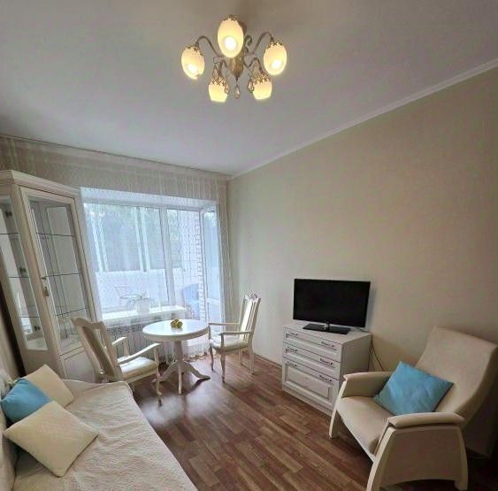 квартира г Омск р-н Кировский ул Ватутина 9 фото 2