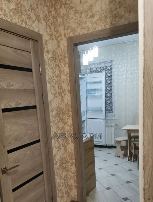 квартира г Красноярск р-н Центральный ул Республики 37а фото 3