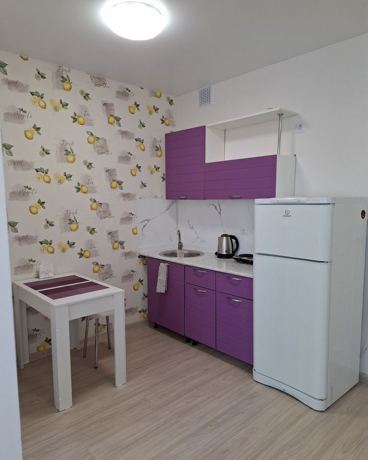 квартира г Екатеринбург Академический ул Академика Ландау 49 фото 3