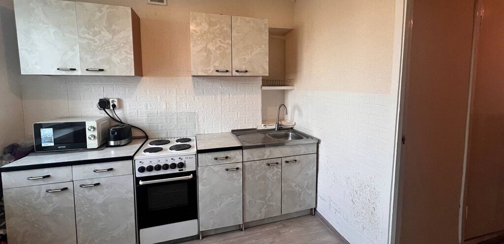 квартира г Тольятти р-н Автозаводский 18 квартал ул Автостроителей 4 фото 9