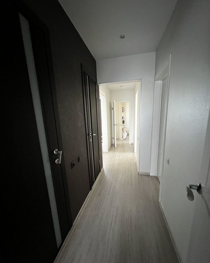 квартира г Омск р-н Кировский ул Лукашевича 21к/1 Кировский АО фото 4