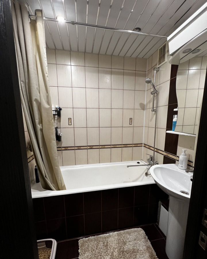 квартира г Омск р-н Кировский ул Лукашевича 21к/1 Кировский АО фото 11