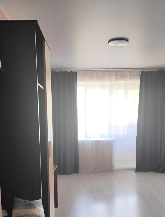 квартира г Красноярск р-н Ленинский ул 52 Квартал 10 фото 2