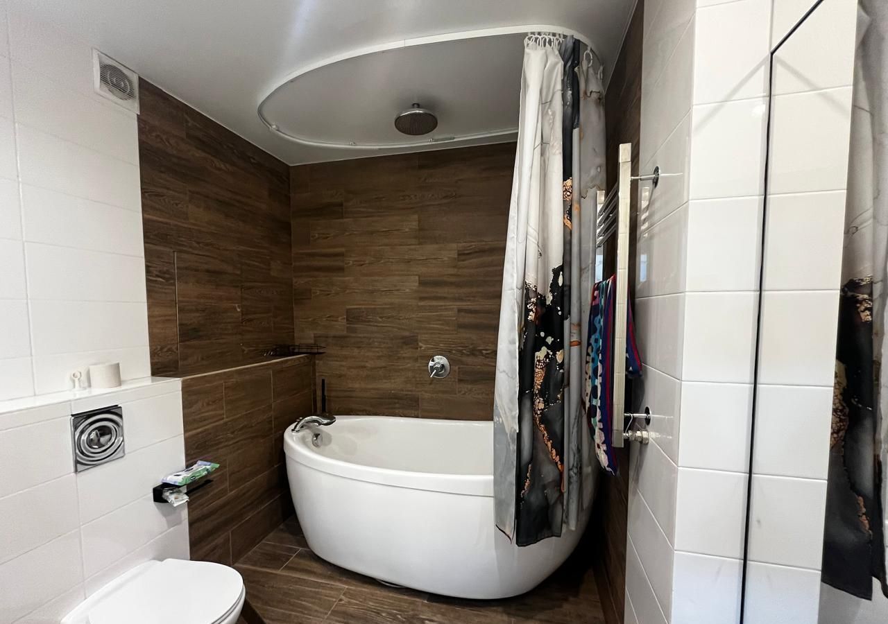 квартира г Омск р-н Кировский пр-кт Комарова 17к/3 Кировский АО фото 7