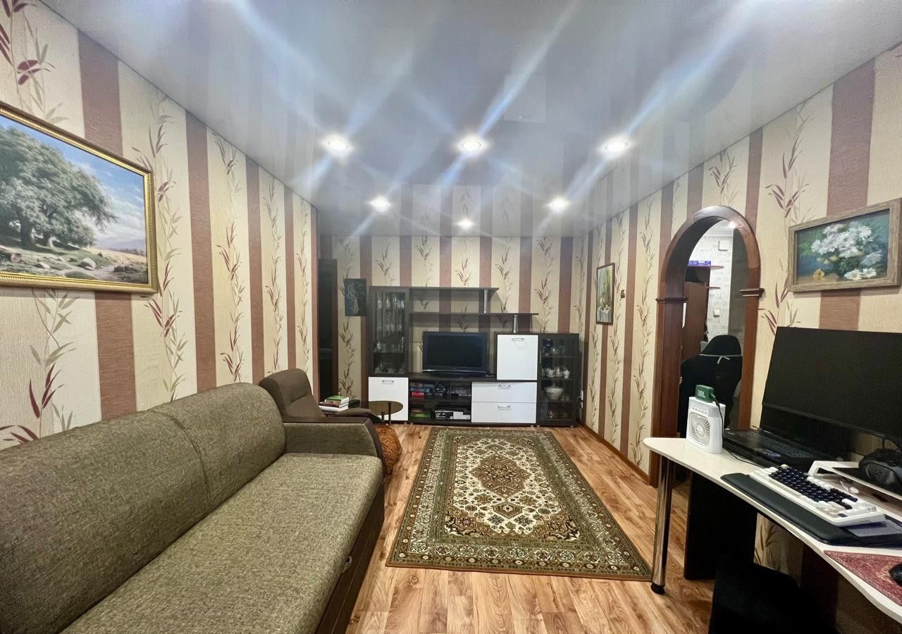 квартира г Абакан ул Дзержинского 183 фото 1