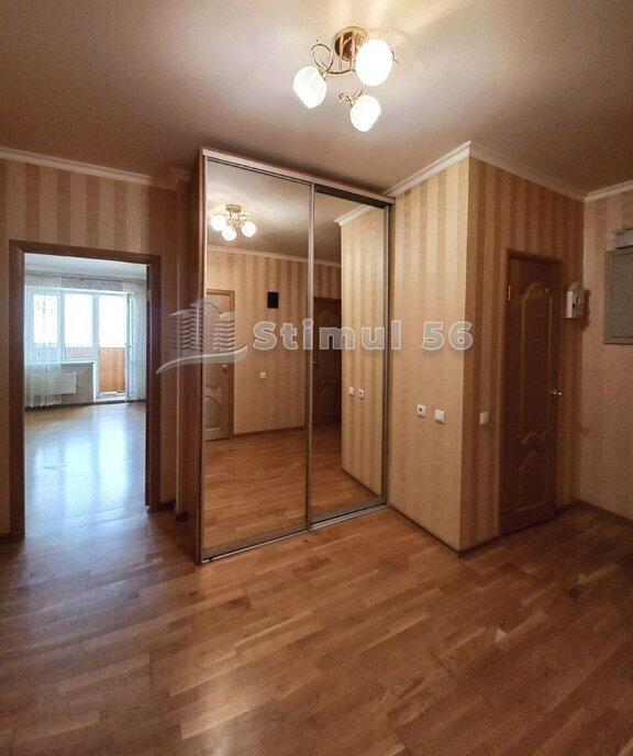 квартира г Оренбург р-н Дзержинский ул Липовая 21к/3 фото 3
