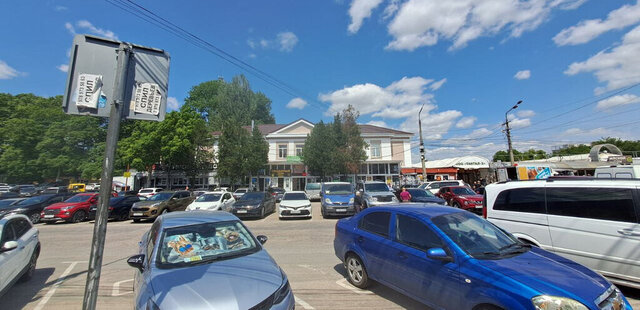 торговое помещение пр-кт Кирова фото