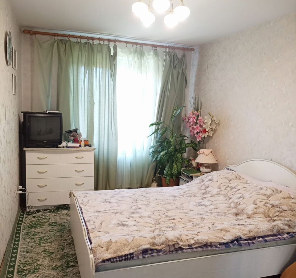 квартира г Великий Новгород Псковский ул Псковская 44к/4 фото 1