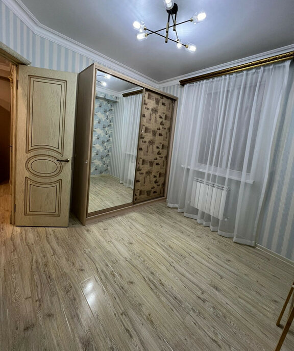 квартира г Махачкала р-н Кировский ул Габиева 16 фото 15